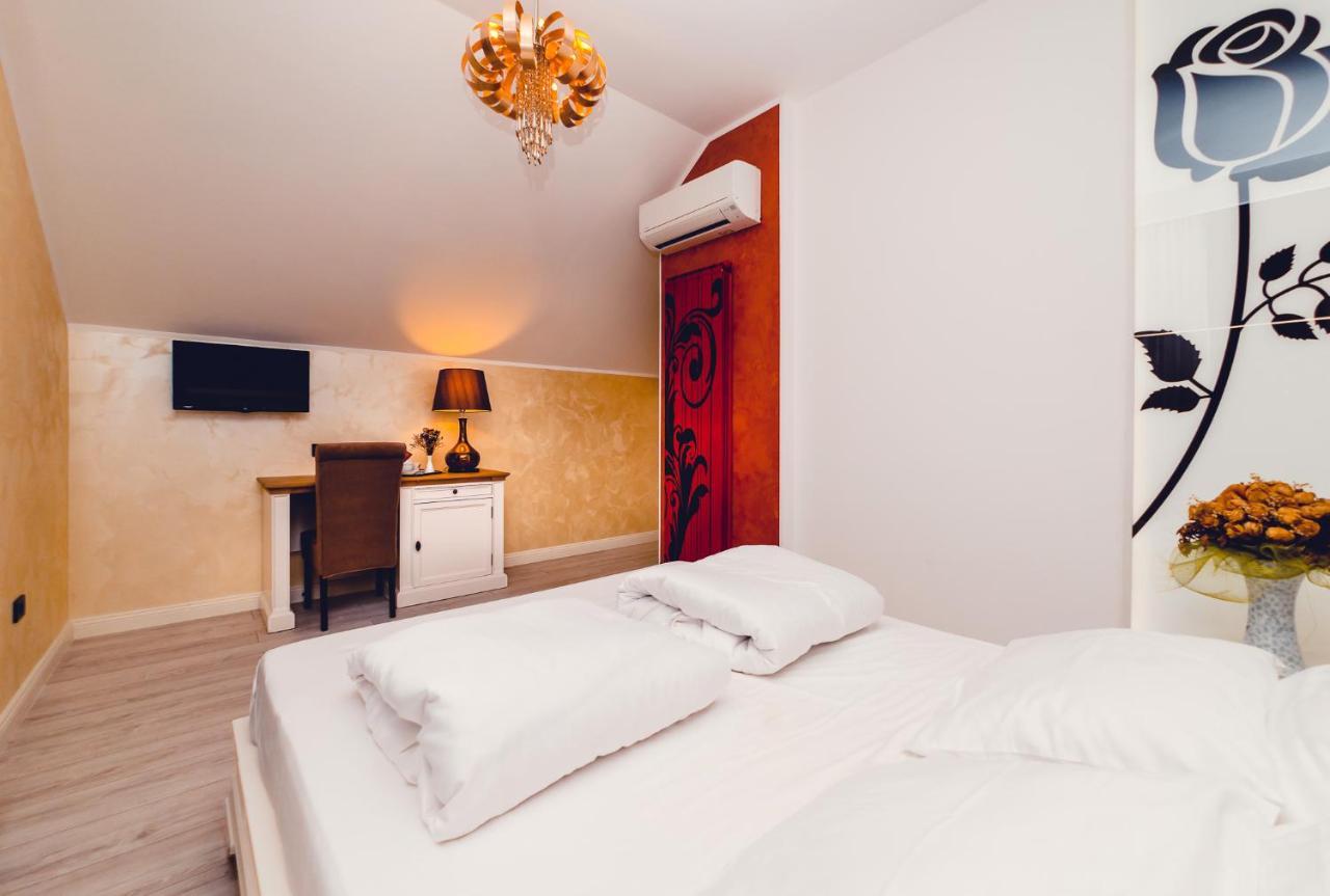 Casa Del Sole Ξενοδοχείο Άλμπα Ιούλια Εξωτερικό φωτογραφία