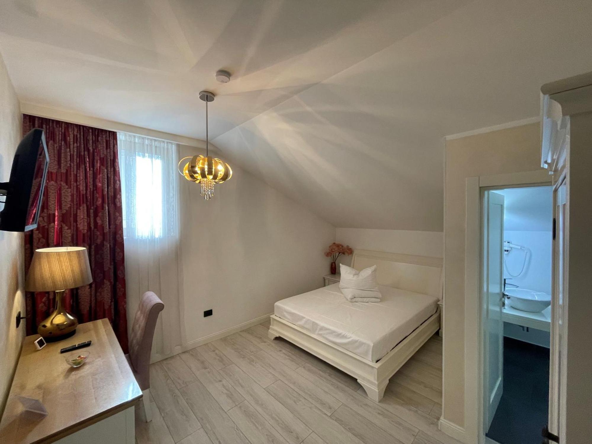 Casa Del Sole Ξενοδοχείο Άλμπα Ιούλια Εξωτερικό φωτογραφία